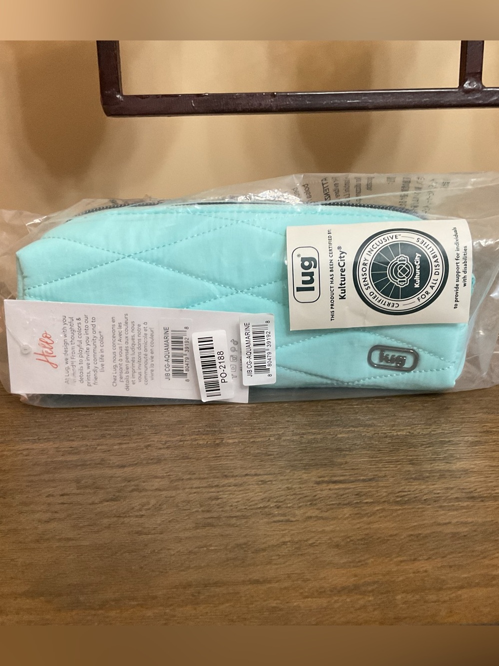 Lug Jib CloudGo Zip Pouch. Aquamarine. NWT - Picture 5 of 5
